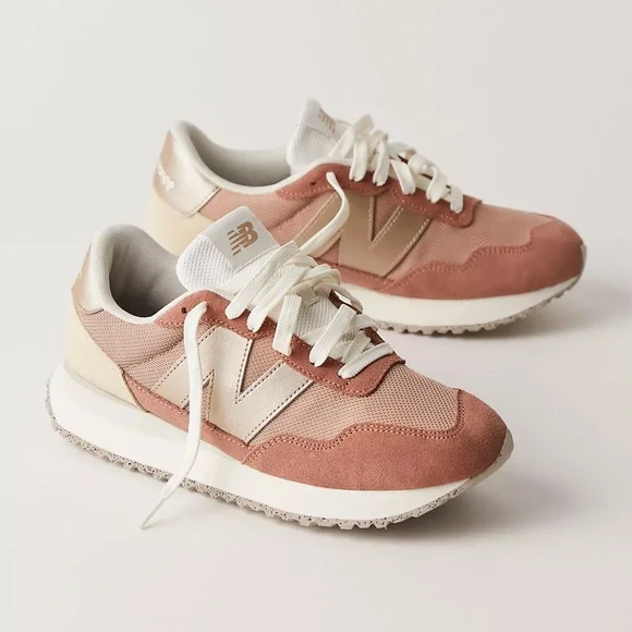 🌻🆕LAST ONE!!! NEW BALANCE 237 Womens Retro Sneaker-Copper/Silver-SIZE 7.5 - Picture 2 of 14